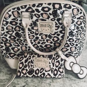 Hello Kitty purse and matching wallet